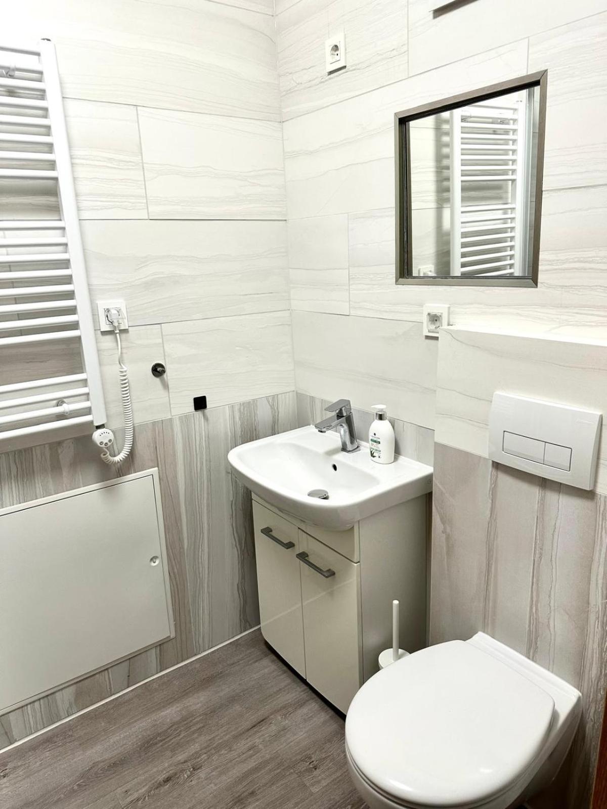 Palace Quarter 2 Peaceful Modern Central Top Floor Apartment Βουδαπέστη Εξωτερικό φωτογραφία